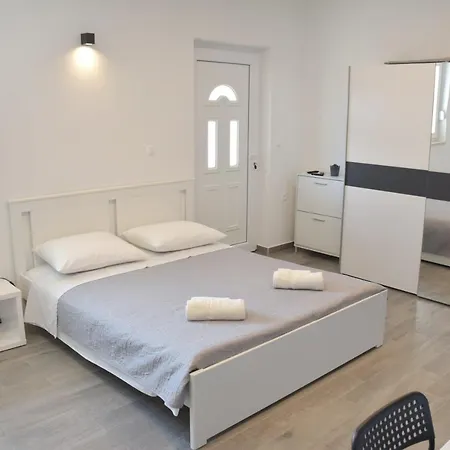 Studio Apartman Gili *