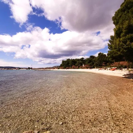 Studio Apartman Gili *